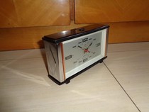 Collection of nostalgic Shanghai-made Horseshoe brand 4-diamond transistor alarm watch alarm clock table clock old fidelity included for use