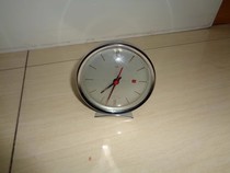 Beijing-made Shuangling brand alarm clock (Old Fidelity included) in good condition with normal timing and timing good value