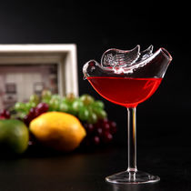Bird glass goblet smoky wine glass personality glass vase tall bird cocktail glass creative blood-sucking wine