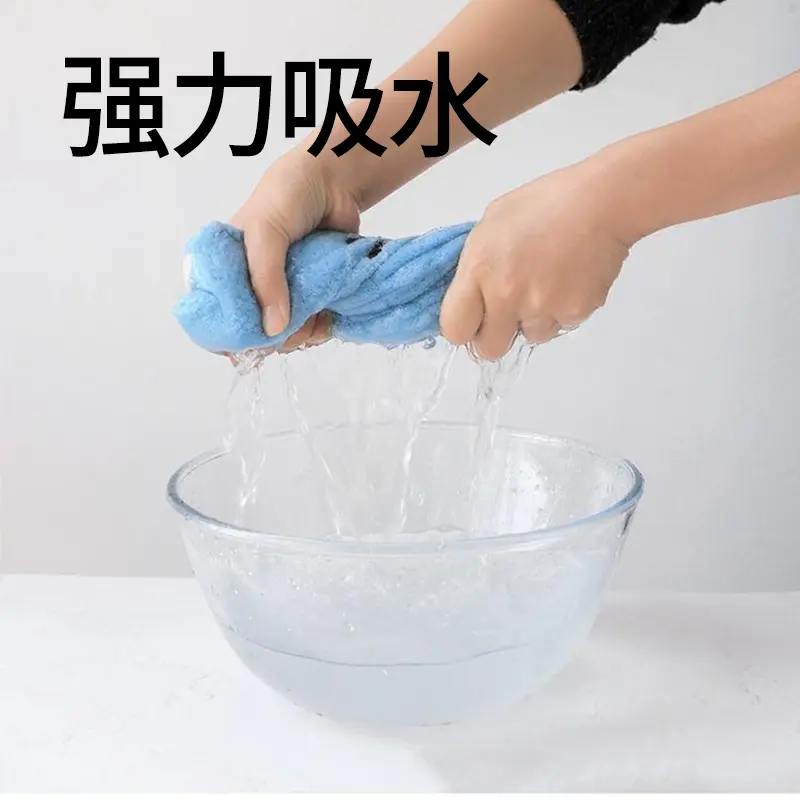 小兔子造型的干发帽，如何改变亲子洗漱时光？