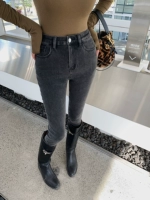 Дым -серый и бархатные брюки