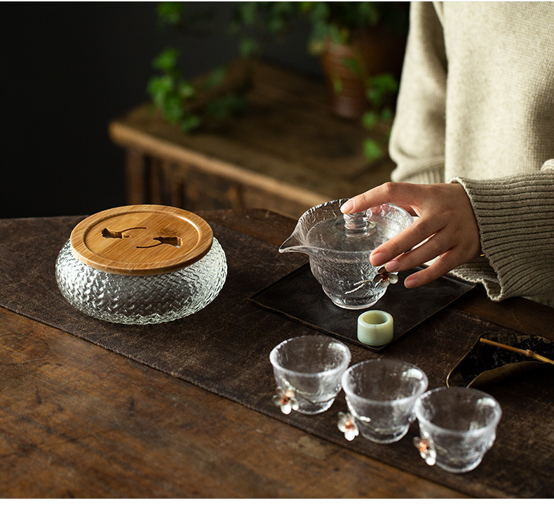 Japanese has hammer glass carve patterns or designs on woodwork pot bearing cups to wash in hot dry terms plate household building water tea tea wash barrels