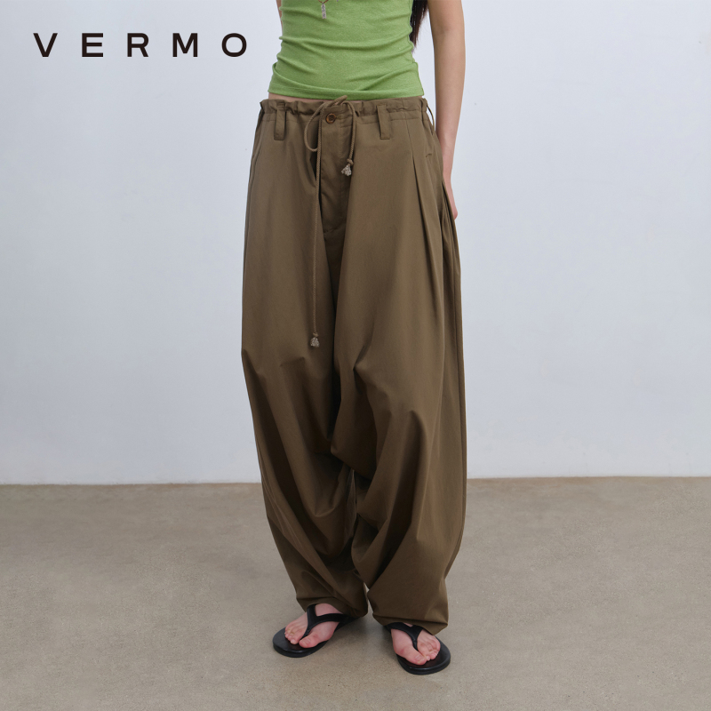 Vermo Creates Comfortable, Easy-Care Wrinkle-Resistant Nylon-Cotton Stacked Pleated Flat-Front Three-Dimensional Silhouette Casual Pants