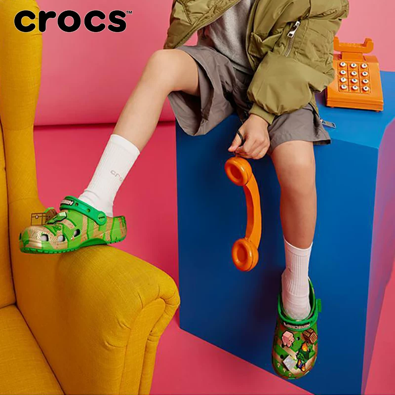 Детские сандалии Crocs для мужчин и женщин, пляжная обувь