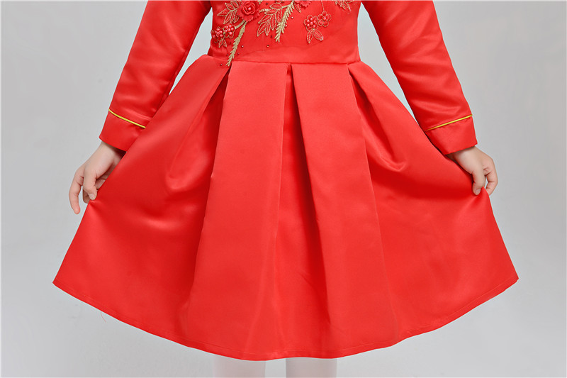 Váy trẻ em màu đỏ công chúa váy dài tay mẫu giáo hiệu suất quần áo bé gái kiểu váy pettiskirt Trung Quốc áo vest trẻ em