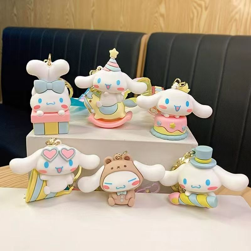 Miniso Famous Brand Cinnamoroll Party Keychain Cute Big-Eared Dog Pendant Couple Accessory
