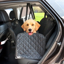 Dog rides cars with automobile co-driving pet cars in isolated mat dog waterproof truck in trunk-resistant rear seat