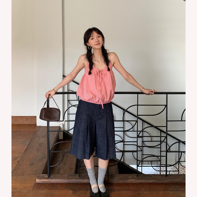 Korean Style Lace-Up Striped Halter Neck Textured Camisole for Women, Designer Niche Outerwear and Inner Wear, Elegant Top Korean Style Lace-Up Striped Halter Neck Textured Camisole for Women, Designer Niche Outerwear and Inner Wear, Elegant Top
