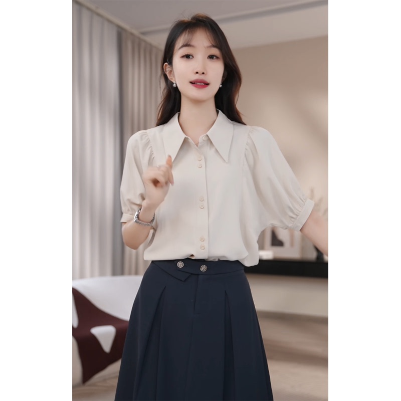 Popular Women's Short-Sleeved Shirt, New Summer Style, Elegant and Fashionable, Loose-Fitting, Slimming Top, Versatile Lapel Shirt, Age-Reducing Shirt Popular Women's Short-Sleeved Shirt, New Summer Style, Elegant and Fashionable, Loose-Fitting, Slimming Top, Versatile Lapel Shirt, Age-Reducing Shirt