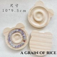 Нести маленькую медвежую тарелку