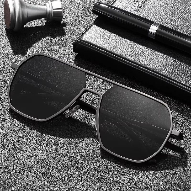 Pilot Sunglasses for Men, Special Glasses for Driving, Color-Changing 2026 New Model, Strong Light Polarized Night Vision Driving Sunglasses