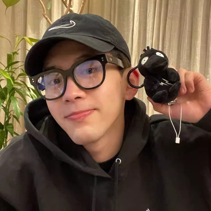 Lesca Black-Framed Glasses for Men and Women, Trendy Large-Frame Anti-Blue Light Frames, Can Be Fitted with Prescription Lenses, Korean Style Myopia Glasses Frames