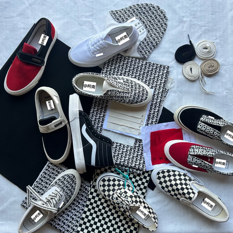 【Family Pack in Stock】Conan Studio's Independent High-Street Style Non-Fog Semi-Printed Sneakers 【Family Pack in Stock】Conan Studio's Independent High-Street Style Non-Fog Semi-Printed Sneakers