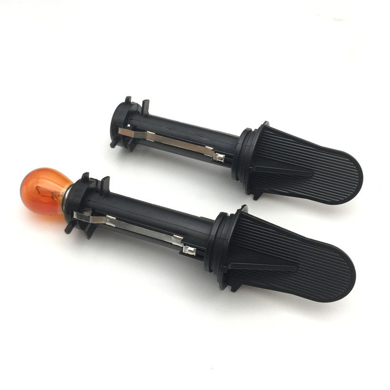 マツダ6のヘッドライトおよびウインカーホルダー、マツダ6クーペのウインカーホルダー、ヘッドライトおよびウインカーバルブに対応