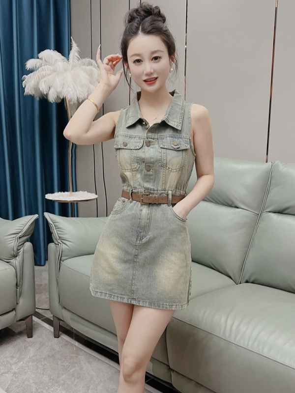 American Retro Lapel Sleeveless Denim Dress for Women 2026 Summer New Style Waist Slimming Slim Fit Hip-Hugging Skirt