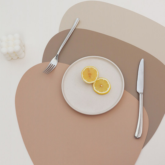 High-end placemats washable dining table insulation mats modern simple waterproof and oil-proof no-wash PU leather coasters solid color