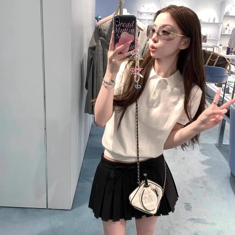 White Embroidered Knit Short-Sleeve T-Shirt for Women, Summer New Style Polo Shirt, High-Waisted Slim-Fit Cropped Top White Embroidered Knit Short-Sleeve T-Shirt for Women, Summer New Style Polo Shirt, High-Waisted Slim-Fit Cropped Top