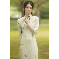 Абрикосовая зеленая подвеска