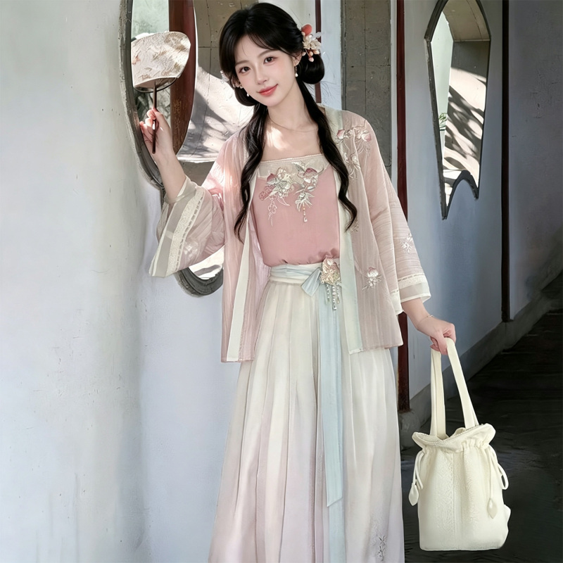 Hanfu for Women 2026 New Style Song Dynasty Daily Wear Super Fairy-Like Han Elements National Style Embroidered Cardigan with Suspenders and Wide-Leg Pants Set