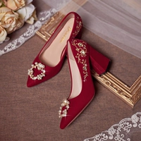 Бордовый, с вышивкой, 8 см