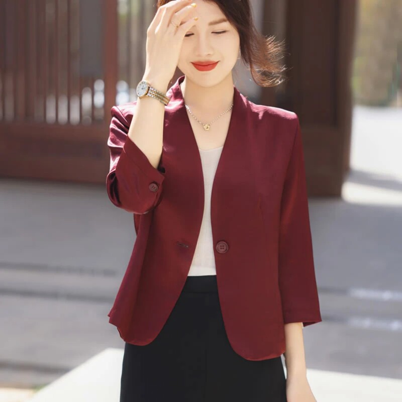 Red Slim-Fit Cashmere Blazer for Middle-Aged and Elderly Women, Casual and Elegant, Age-Reducing Red Slim-Fit Cashmere Blazer for Middle-Aged and Elderly Women, Casual and Elegant, Age-Reducing