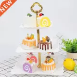 Трехслойный фруктовый пирог стой