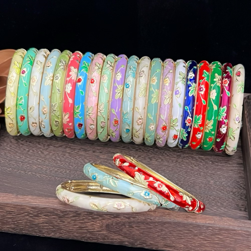 Chinese Style Beijing Characteristic Cloisonné Bracelet for Women, Small Flower Bracelet, Open-Ended Fashion Jewelry, Travel Souvenir Gift
