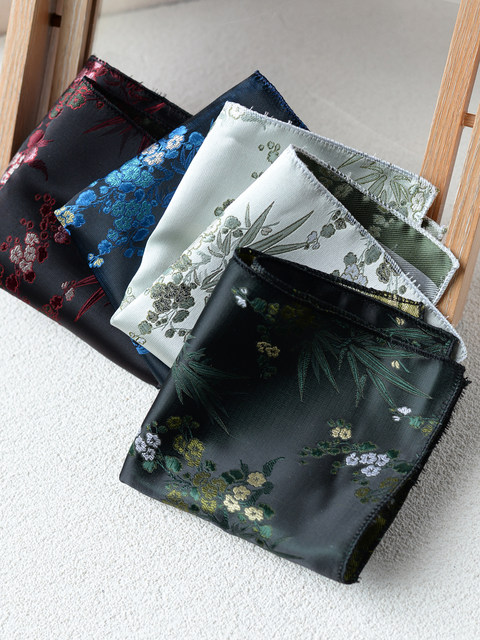 Vintage Chinese-Style Floral Pocket Square, Elegant British-Style Square Scarf, Men's Suit Accessory, Enhances the High-End Feel of Formal Wear