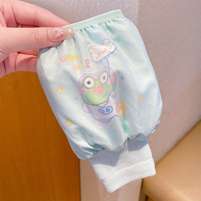 New Winter Waterproof Sleeves for Children, Anti-Stain and Dirt-Resistant, Autumn Sleeves for Little Girls, Cartoon Cute Bear Baby Sleeves