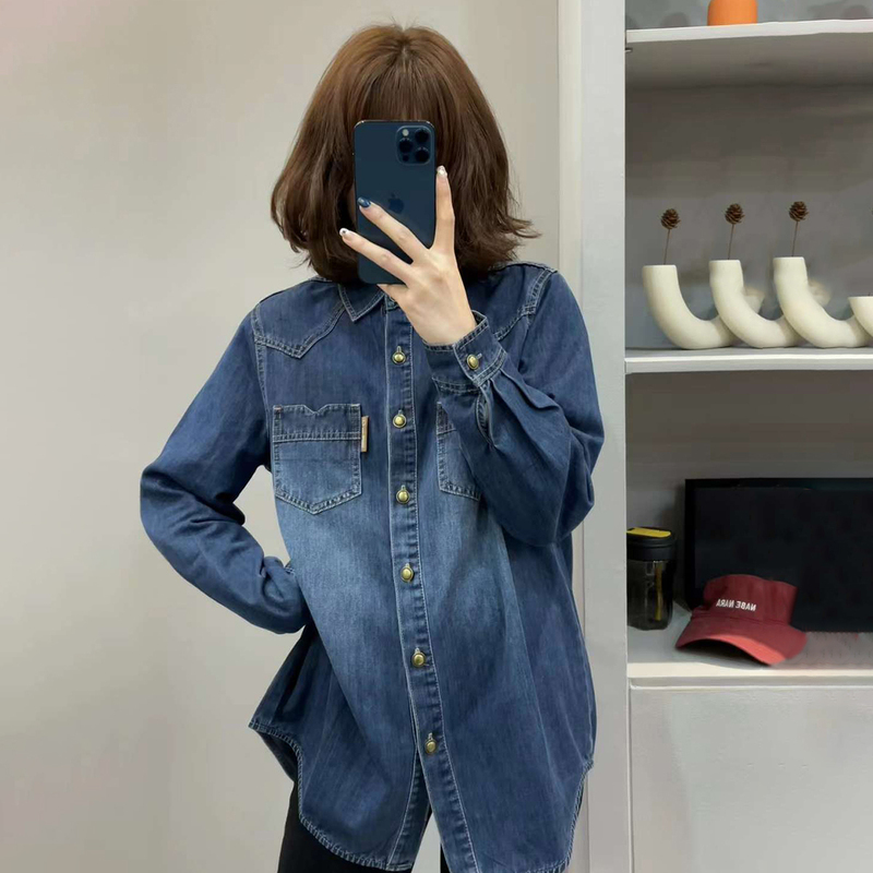 Casual Denim Shirt Top for Women, Autumn 2026 New Style, Loose Fit for Petite Figures, Covers the Hips, Layered Denim Shirt Casual Denim Shirt Top for Women, Autumn 2026 New Style, Loose Fit for Petite Figures, Covers the Hips, Layered Denim Shirt