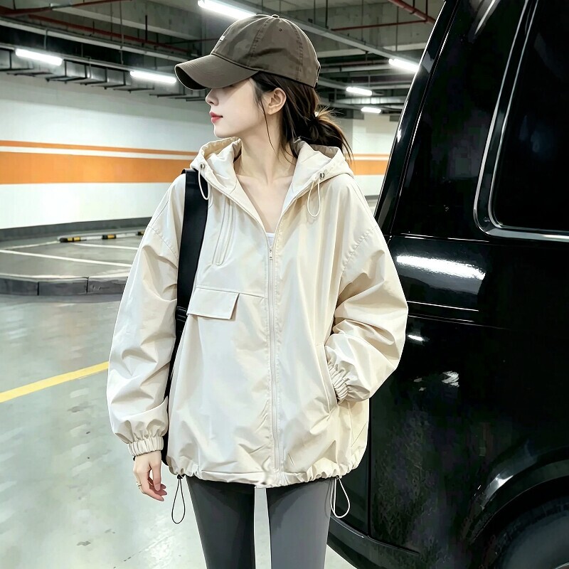 Early Autumn, Very Stylish Women's Jacket, Autumn 2026 New Model, This Year's Popular Hot Item, Hooded Windbreaker, Thin Top