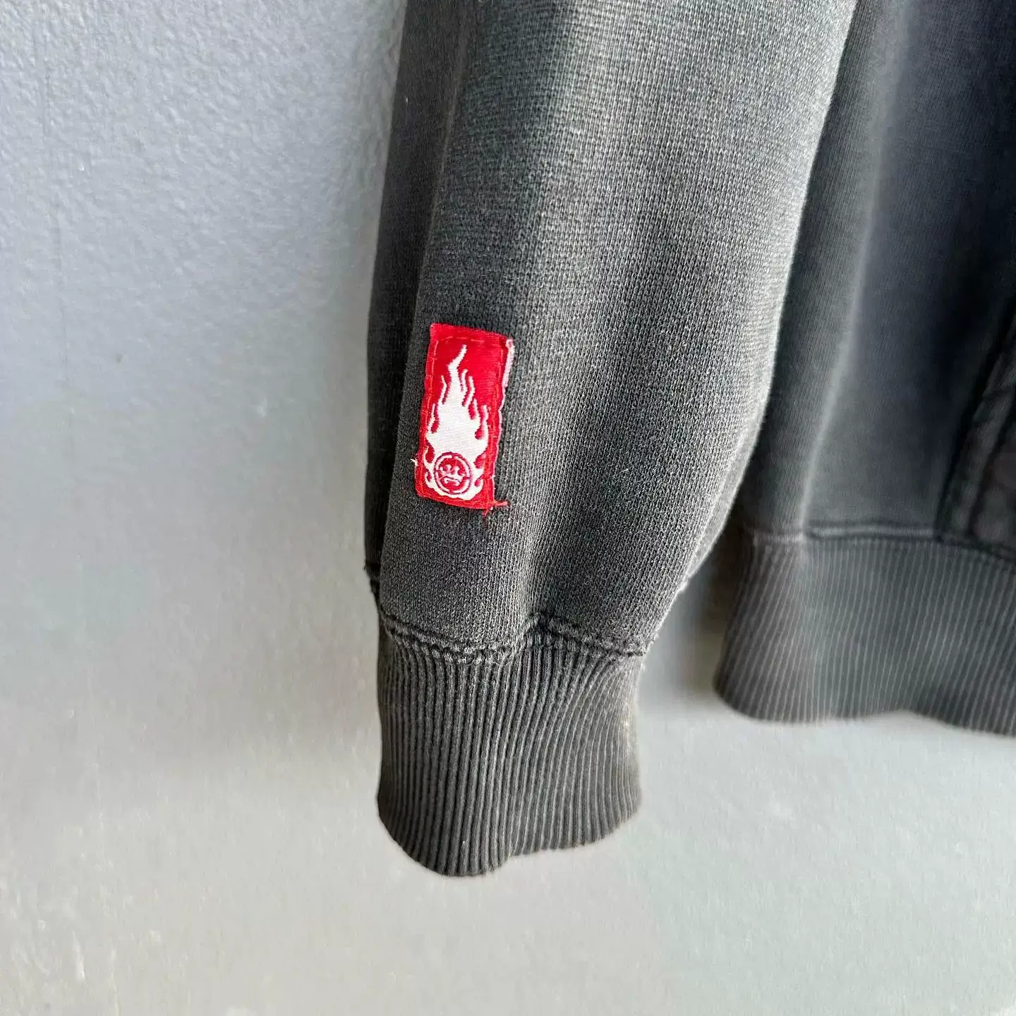 Куртка-худи Zip Hoodie в стиле JNCO Y2K Гарухоку с вышивкой короны