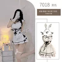 Черный ободок, чокер, фартук