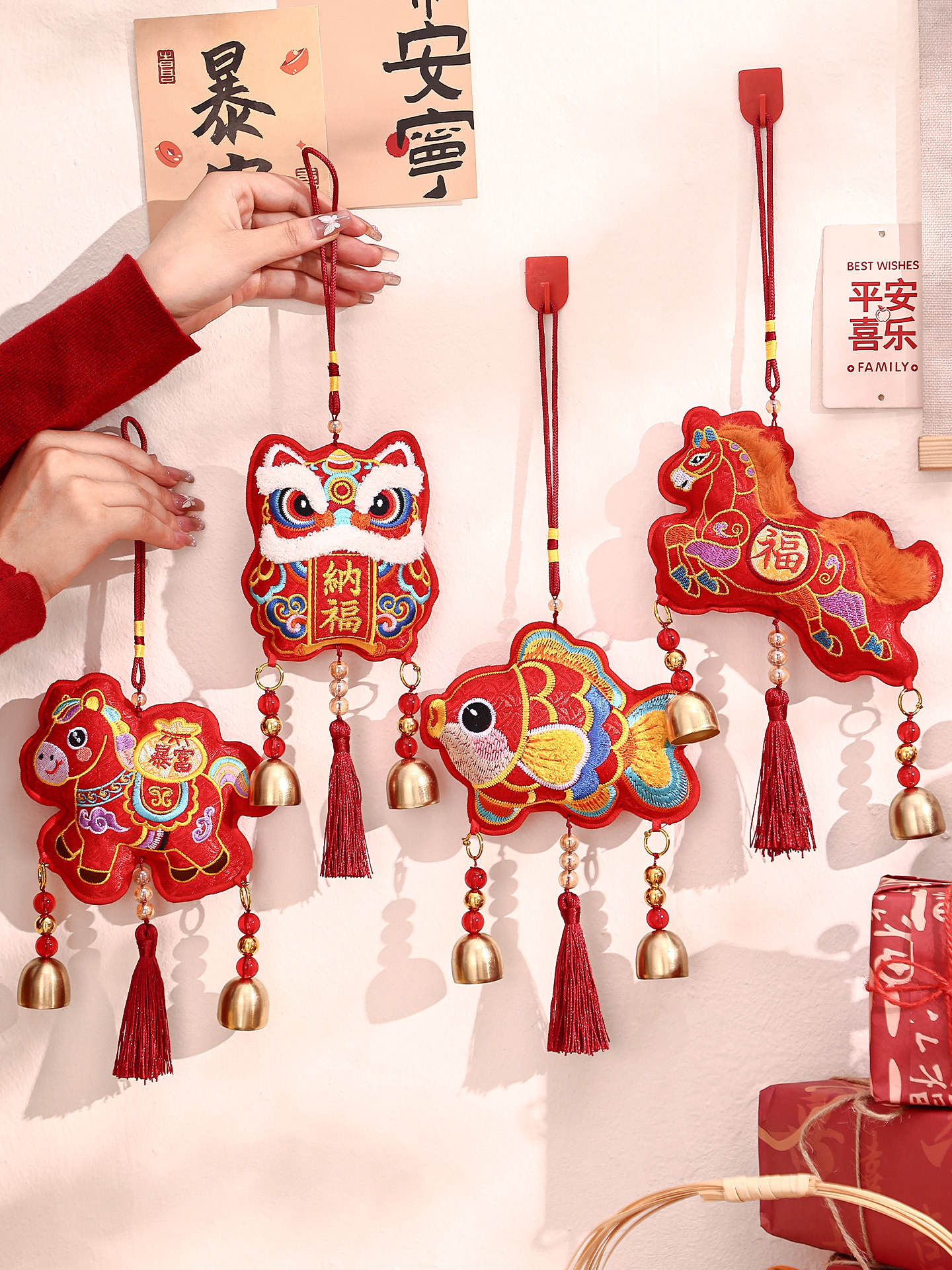 2026 New Year Decorations, Year of the Horse Lion Dance, Spring Festival Festive Wind Chimes, Small Hanging Ornaments for Atmosphere Decoration