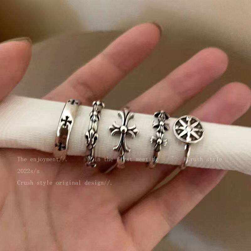 Retro brand adjustable ring