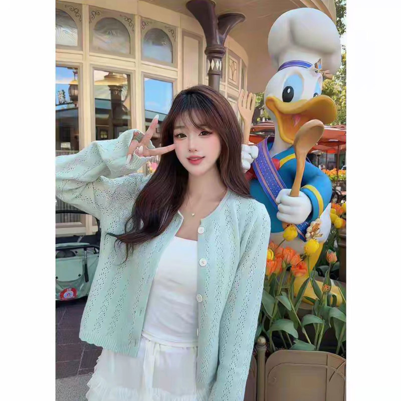 Korean-Style Hollow-Out Knit Cardigan for Women, Autumn Mint Green Round Neck Long-Sleeve Versatile Slim-Fit Elegant Thin Sweater