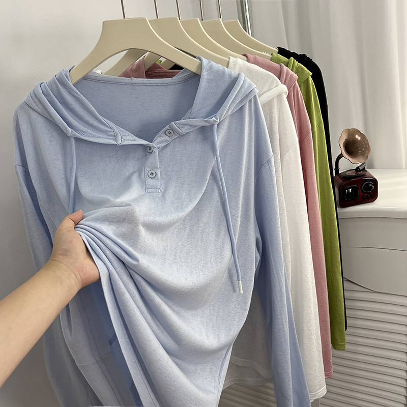 Lazy and Lightweight, Cool Ice Silk Hooded Sun Protection Long-Sleeved T-Shirt for Women, Summer Korean Style Loose Casual Air-Conditioned Pullover Blouse