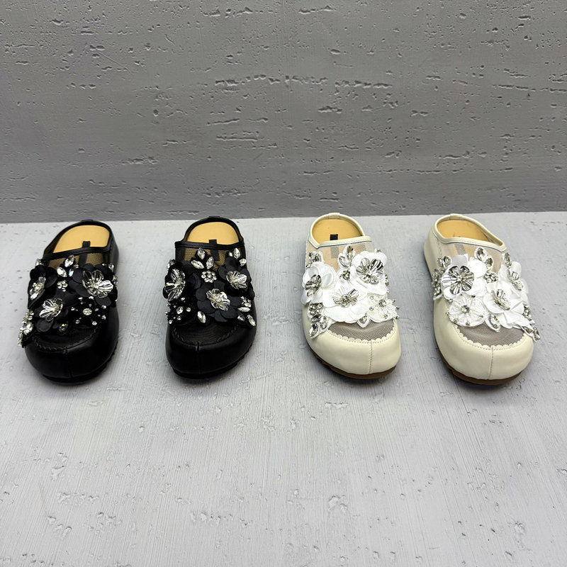 European Style Women's 2026 Summer New Rhinestone Floral Mules, Breathable Mesh Closed-Toe Slip-Ons, Thick-Soled Lazy Shoes European Style Women's 2026 Summer New Rhinestone Floral Mules, Breathable Mesh Closed-Toe Slip-Ons, Thick-Soled Lazy Shoes