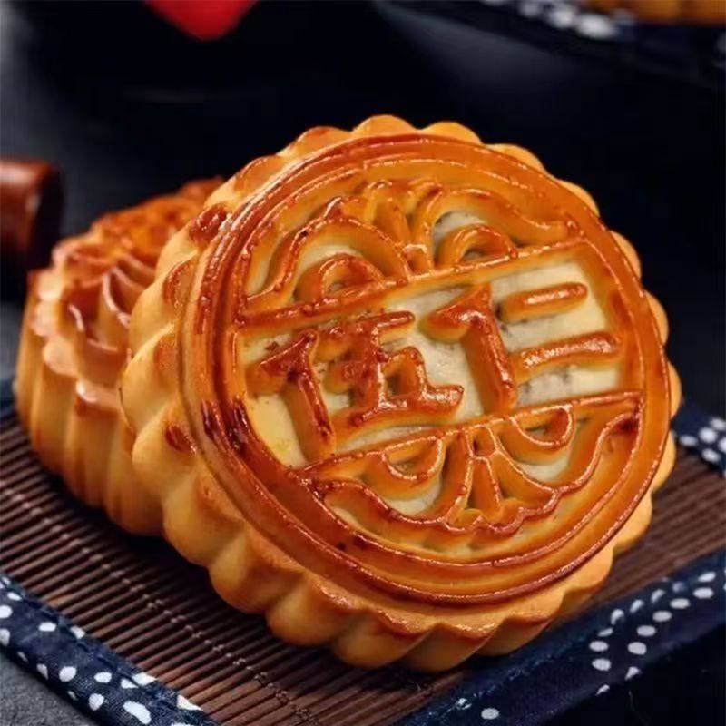 [100G Large Mooncake]New Arrival Large Mooncake, Traditional Handmade Old-Fashioned Five-Nut Mooncake, Cantonese Style with Multiple Flavors