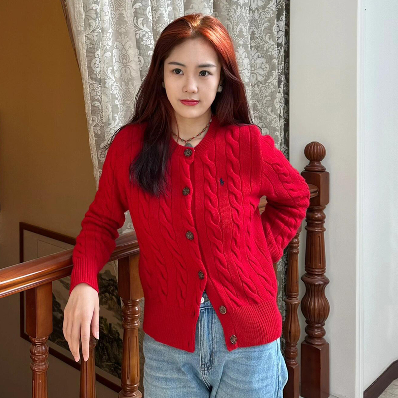 80% Wool 20% Cashmere Old Money Style Knitted Cardigan Hemp Cable Knit Pony Sweater Coat Christmas New Year's Day 80% Wool 20% Cashmere Old Money Style Knitted Cardigan Hemp Cable Knit Pony Sweater Coat Christmas New Year's Day
