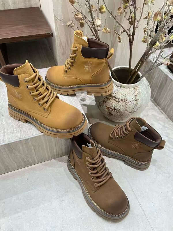 New Women's Embroidered Martin Boots, Knight Boots, Chimney Boots, Chelsea Motorcycle Boots, Yellow Boots, Work Boots New Women's Embroidered Martin Boots, Knight Boots, Chimney Boots, Chelsea Motorcycle Boots, Yellow Boots, Work Boots