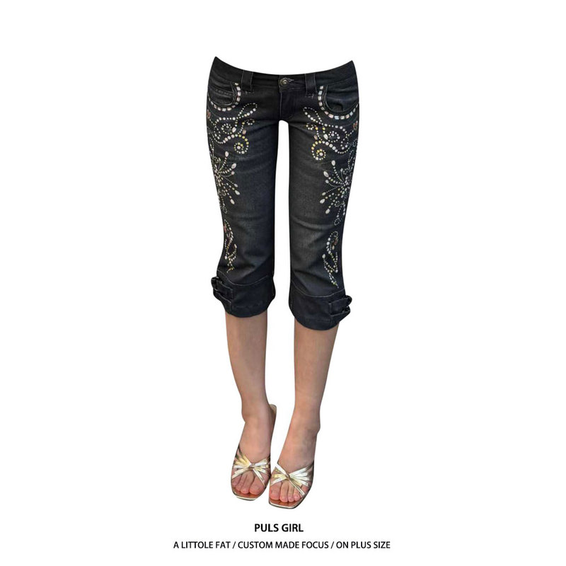 Plus-Size American Retro Washed Denim Capri Pants with Diamond Print for Women, New Summer Style, Low-Waist, Slim Fit, Hip-Hugging Mid-Length Pants Plus-Size American Retro Washed Denim Capri Pants with Diamond Print for Women, New Summer Style, Low-Waist, Slim Fit, Hip-Hugging Mid-Length Pants