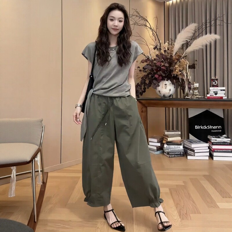 European Style Sports Suit for Women, Summer Fashion, Korean Style Outfit, Complete Set with Short Sleeves and Cropped Wide-Leg Pants, Casual Two-Piece Set