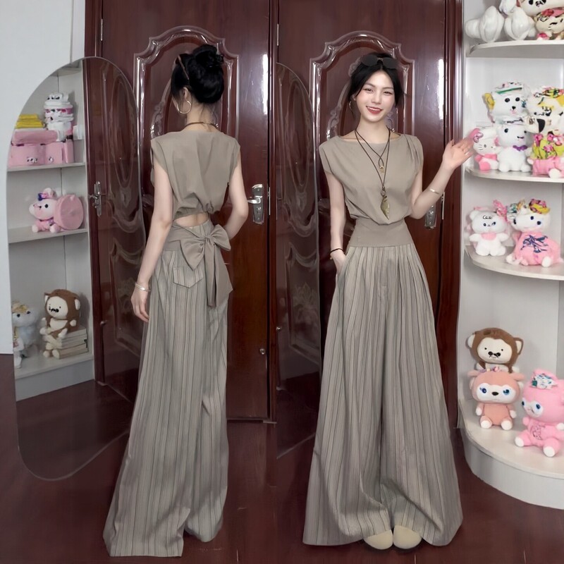 Korean-Style High-End Sports Suit for Women, Summer Waist-Cinching Fashionable American-Style Sleeveless Top and Wide-Leg Pants Casual Two-Piece Set Korean-Style High-End Sports Suit for Women, Summer Waist-Cinching Fashionable American-Style Sleeveless Top and Wide-Leg Pants Casual Two-Piece Set