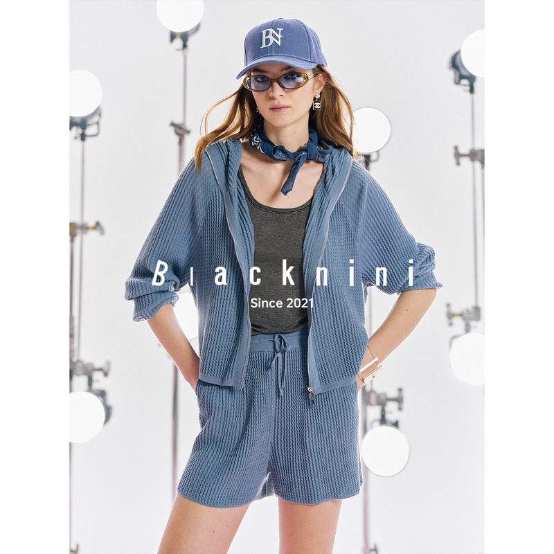 Blacknini Waffle Pattern German Worsted Yangzi Yarn 16 Micron Fine Wool Knit Cardigan/Short Pants Blacknini Waffle Pattern German Worsted Yangzi Yarn 16 Micron Fine Wool Knit Cardigan/Short Pants