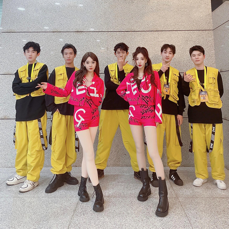 🔥 穿上就发光!红色打歌服Kpop女团同款演出服,让你成为舞台焦点!🔥-民族服装-淘宝好物网