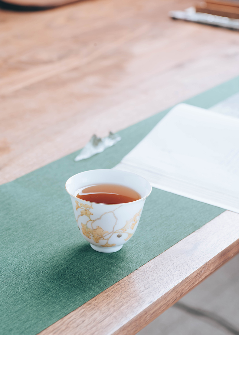 Made in jingdezhen ceramic cup cup suit creative home sitting room ginkgo leave expressions using fragrance - smelling cup sample tea cup