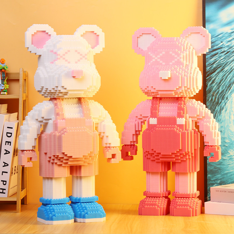 Micro - particle blocks assembled toys 3D stereo puzzle boy and girl violent bear adult super - large swing gift