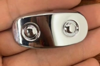 1 серебряная пуговица