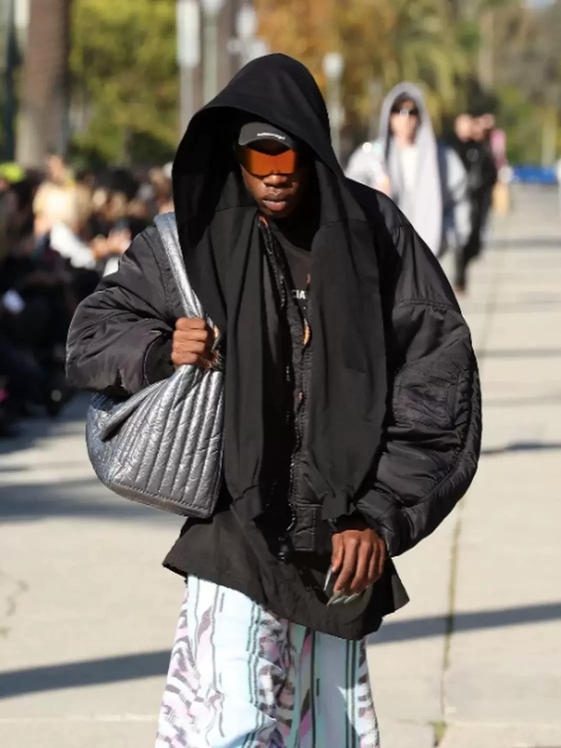 24 осенний куртка MA-1 бомбер с four-sleeved заплатки силуэт капюшон хлопковая Look30